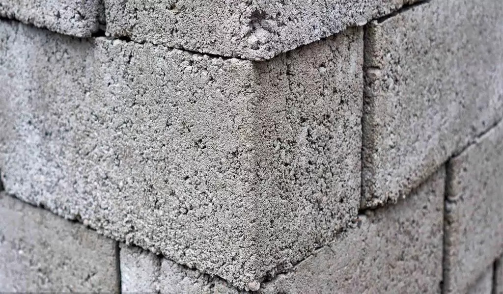 Цементный бетон: свойства и применение
